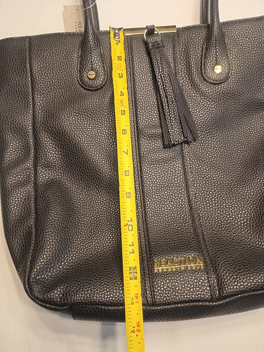 #3018 NWOT Kenneth Cole Reaction Black Pebble Leather Tote with Tassel
